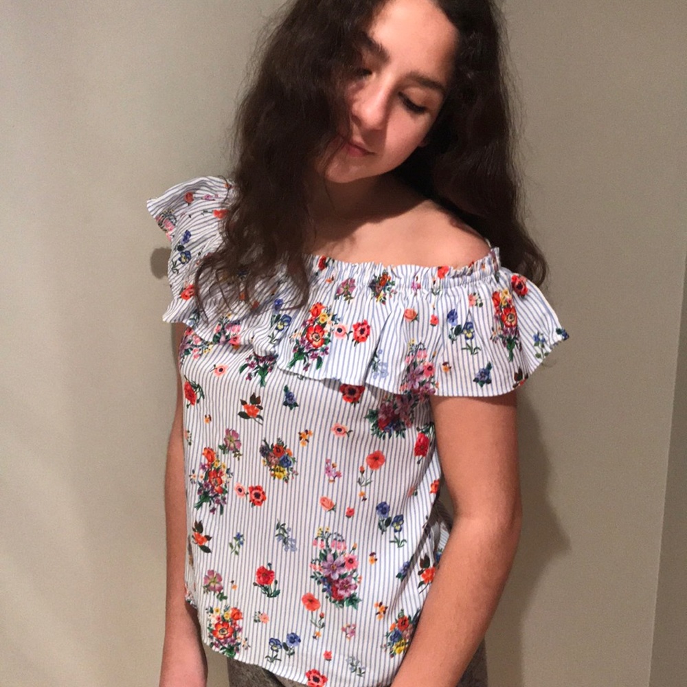 H&M Nathalie L’ete girls off the shoulder top
